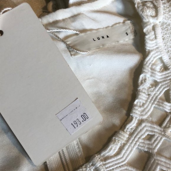 LUNA White Lace Dress, Tulip Design, Lined - Picture 6 of 10